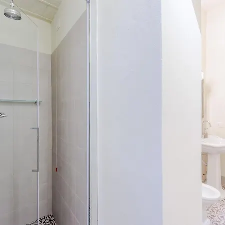 Apartment Elegant Villa With Garden In The Heart Of Lucca *