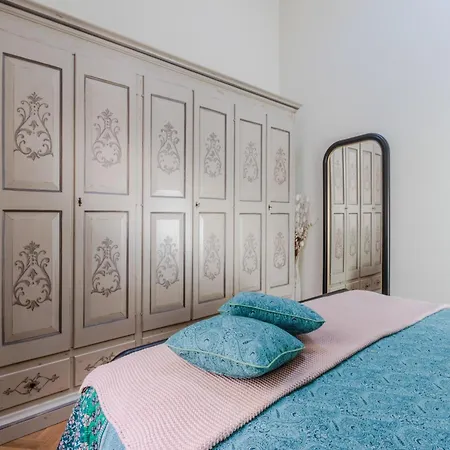 Apartment Elegant Villa With Garden In The Heart Of Lucca Lucca