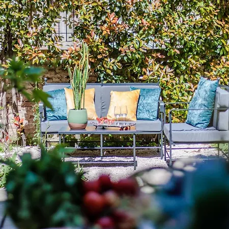 Elegant Villa With Garden In The Heart Of Lucca * Lucca